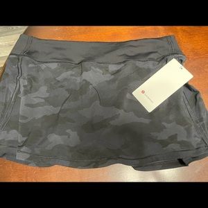 Lululemon pace rival skirt camo